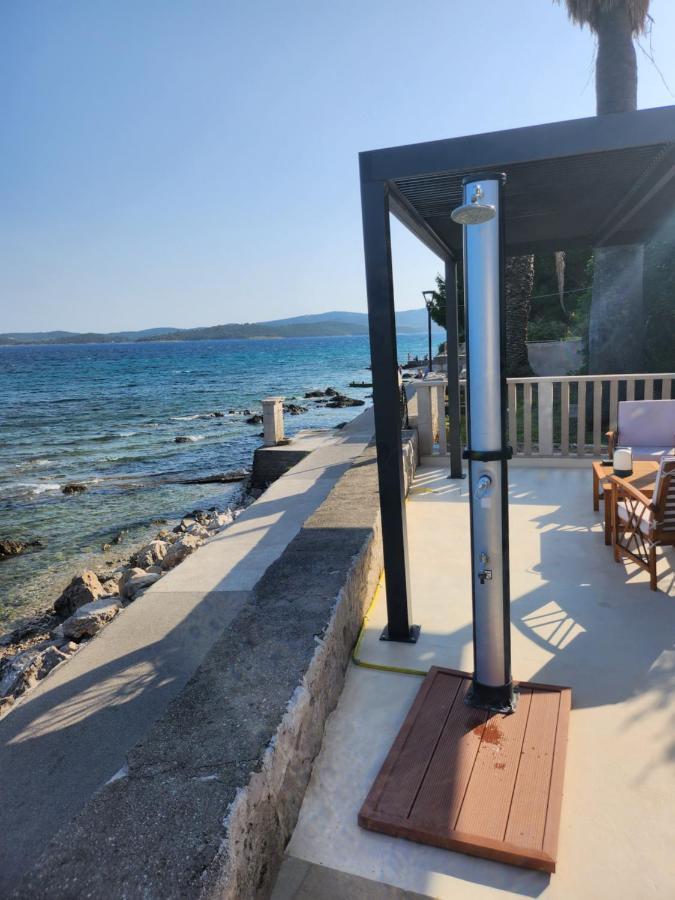 Holiday Home Luna オレビック エクステリア 写真