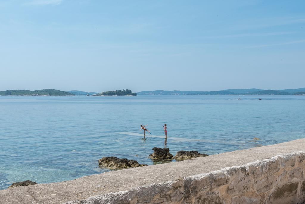 Holiday Home Luna オレビック エクステリア 写真
