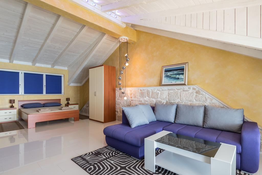 Holiday Home Luna オレビック エクステリア 写真