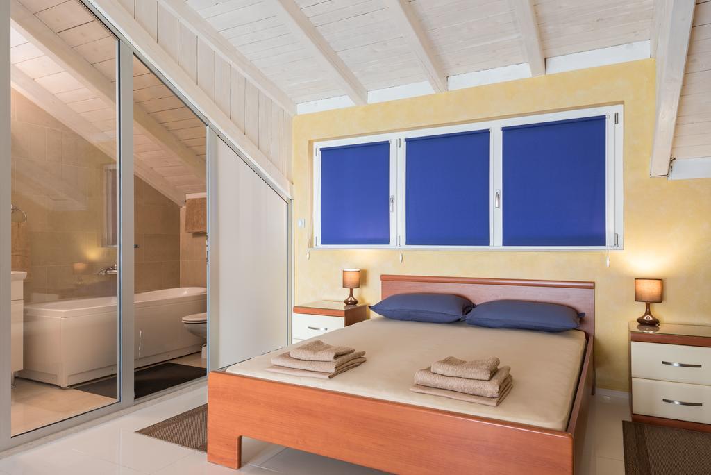 Holiday Home Luna オレビック エクステリア 写真