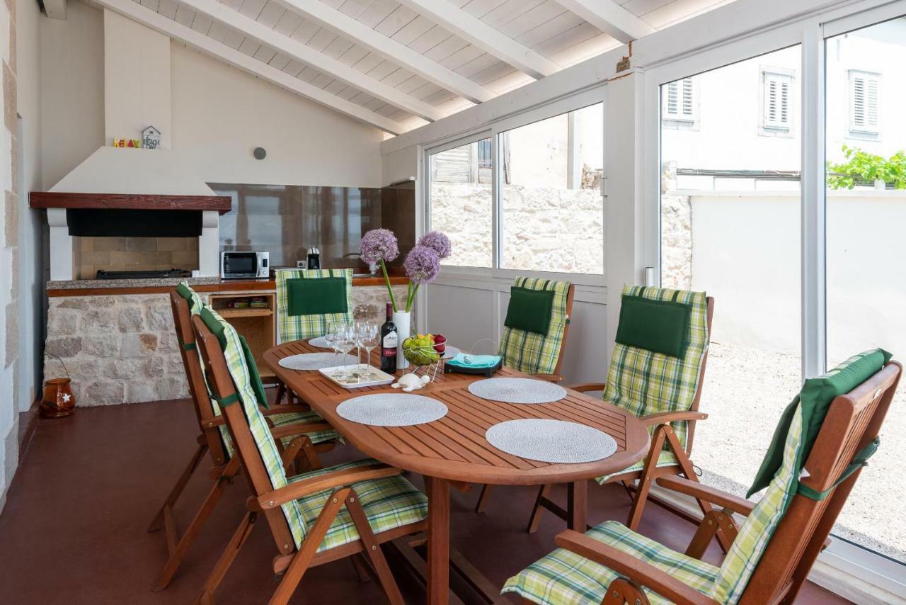 Holiday Home Luna オレビック エクステリア 写真