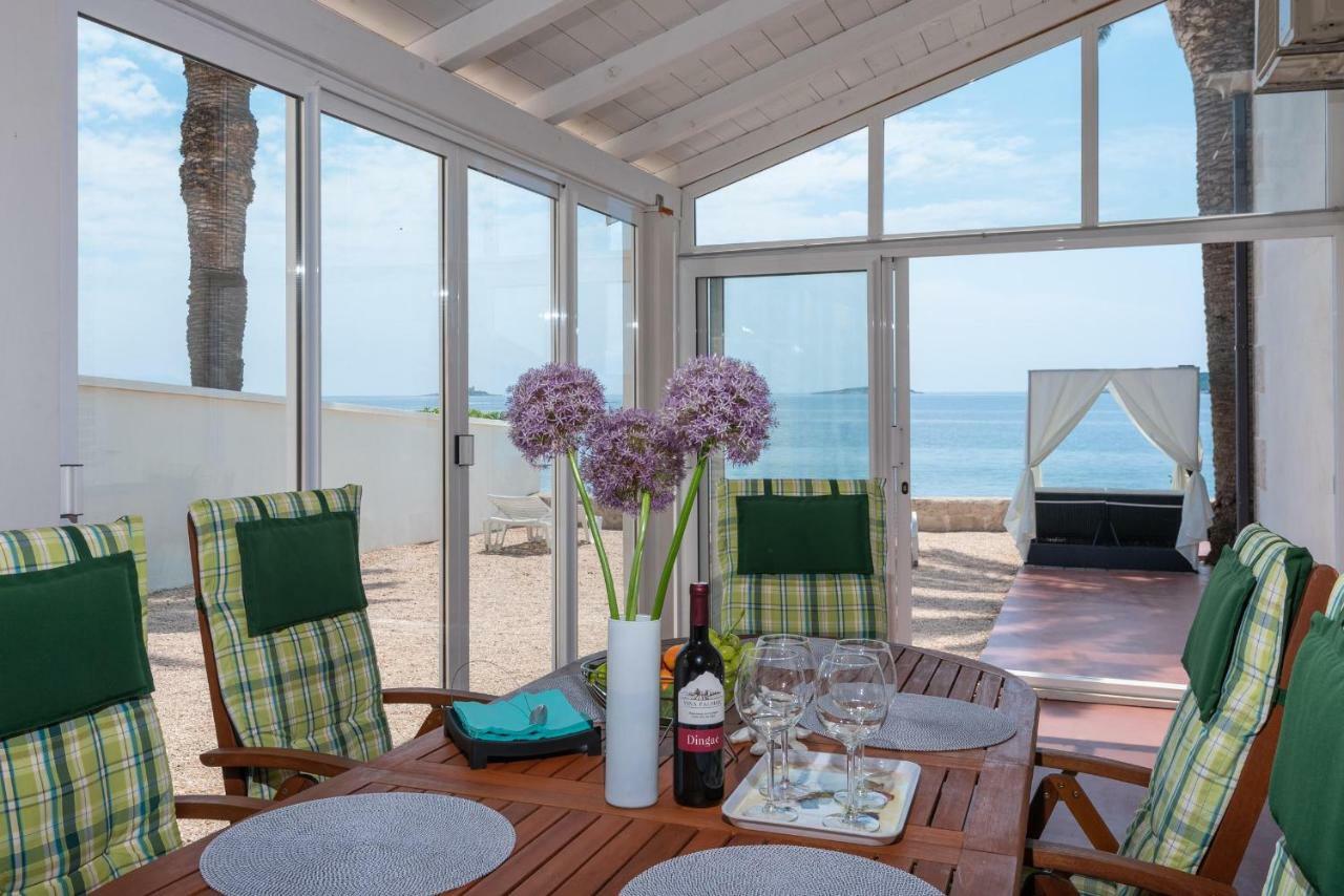 Holiday Home Luna オレビック エクステリア 写真